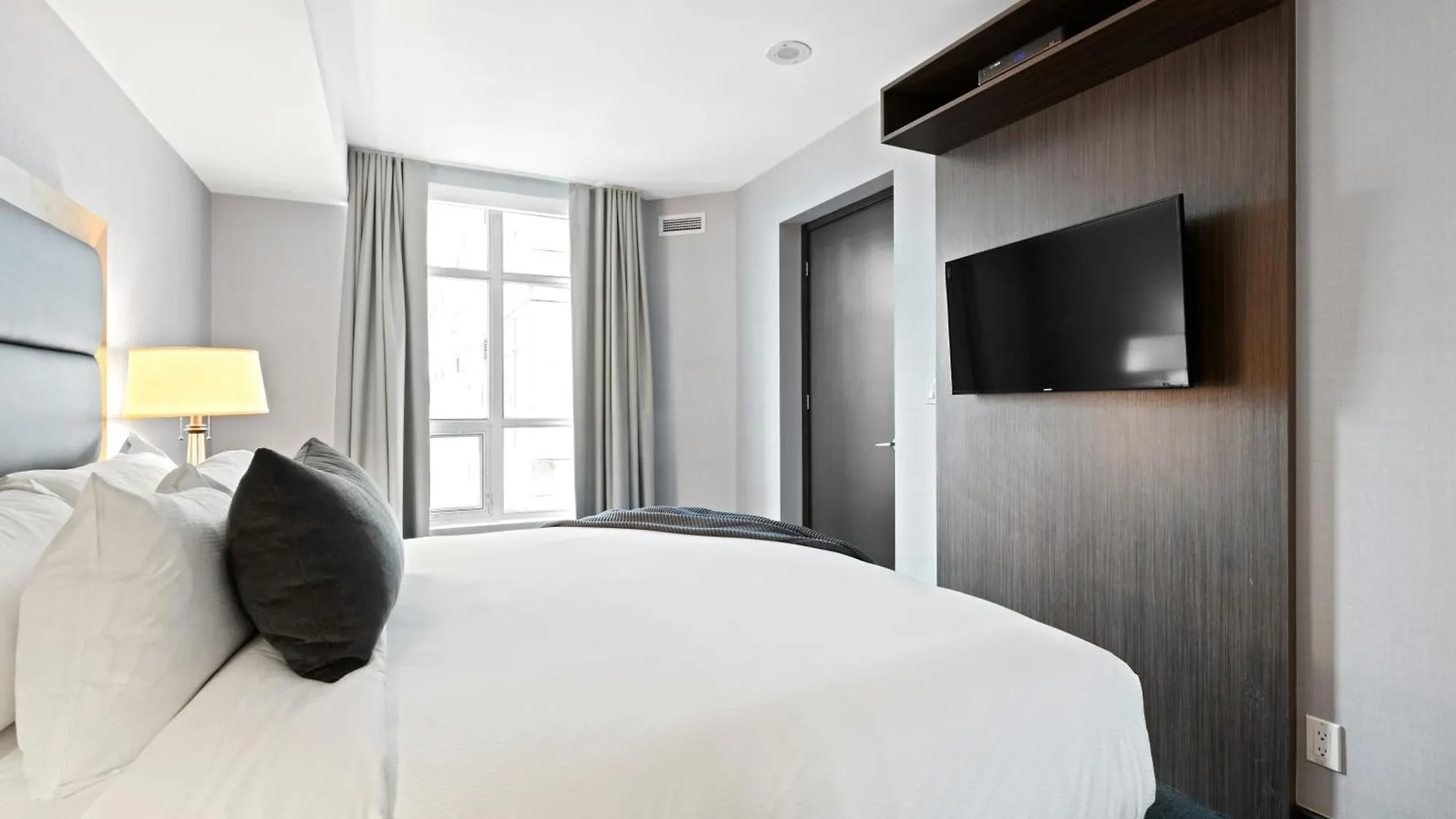 The Glory Suites Near New Delhi Airport