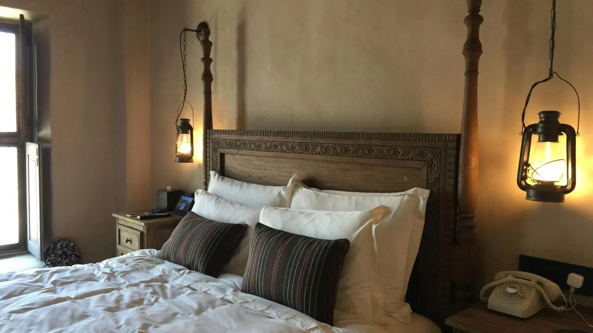 The Glory Suites Near New Delhi Airport Hotel