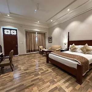 Happy Delhi Airport Hotel
